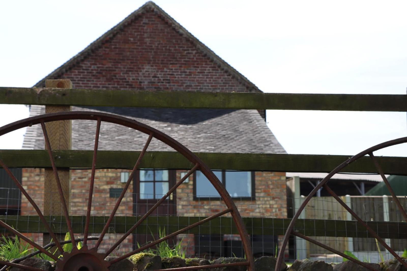 Malthouse Farm Cottage Studio Dilhorne Eksteriør billede