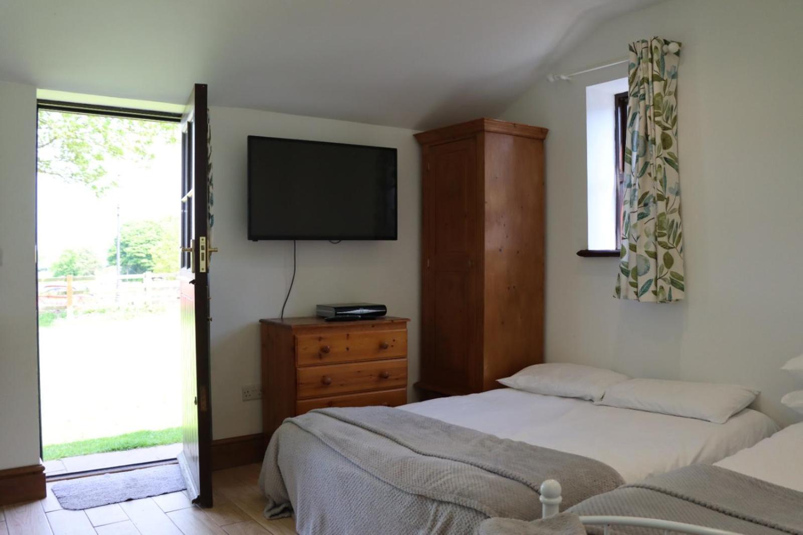 Malthouse Farm Cottage Studio Dilhorne Eksteriør billede
