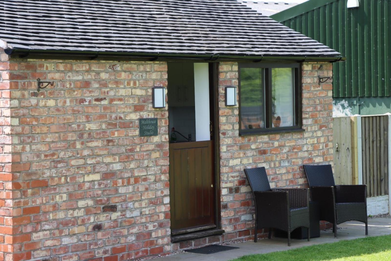 Malthouse Farm Cottage Studio Dilhorne Eksteriør billede
